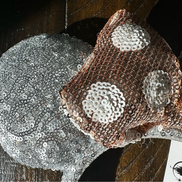 Disney Parks Minnie Mouse Silver Sequined Ear Headband with Rose Gold Bow - Picture 3 of 4